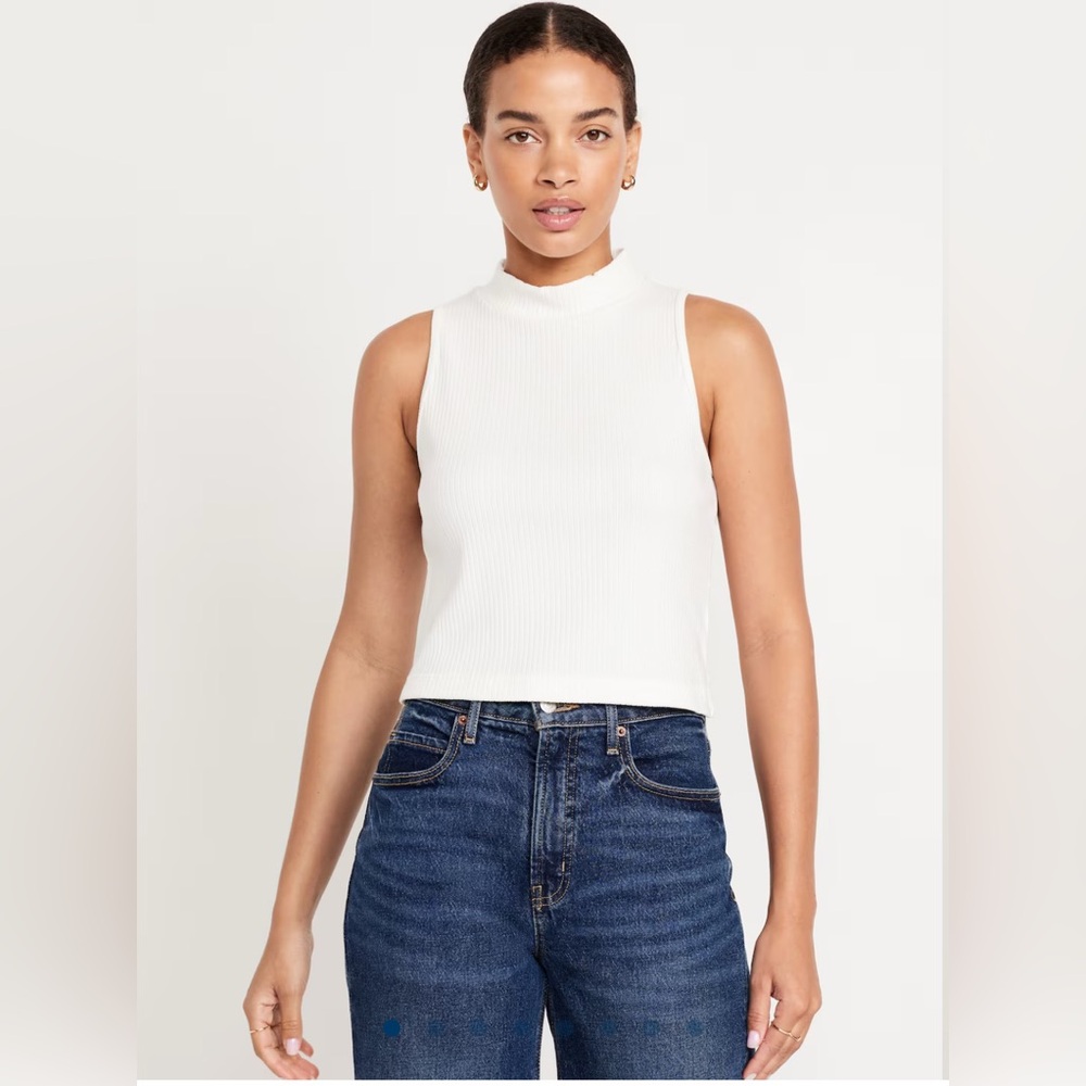 Old Navy White Sleeveless Ribbed Top